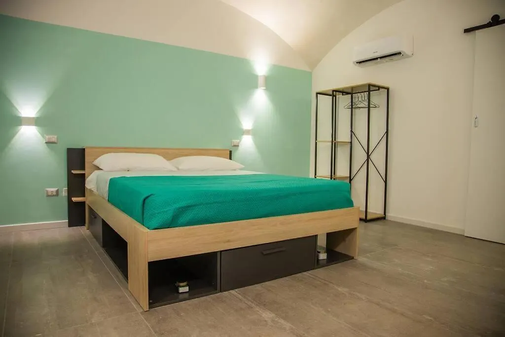 Apartment Intero Alloggio - Chiaia Naples